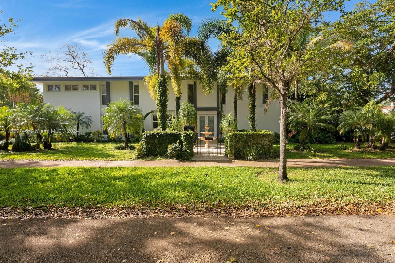 Photo 1 of 1226 San Miguel Ave, Coral Gables, Florida, $1,575,000, Web #: 11559746