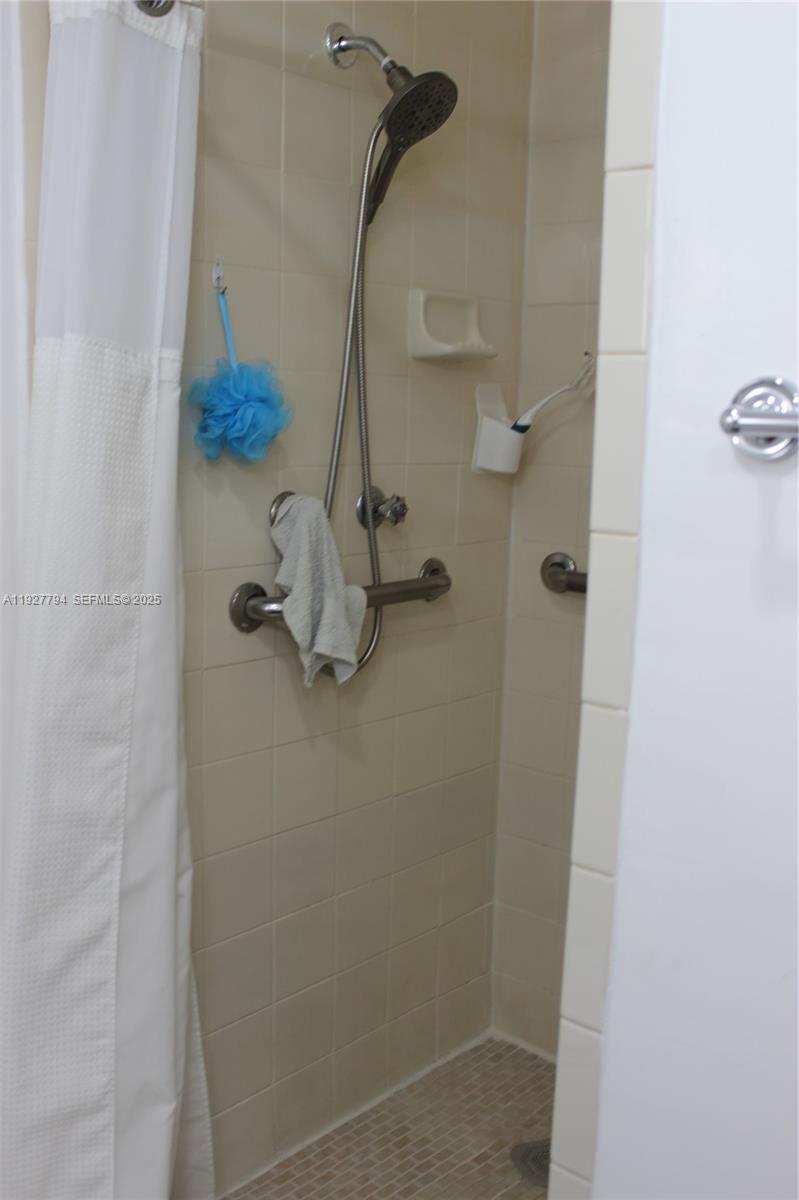 LEISUREVILLE FIRST SEC - Residential