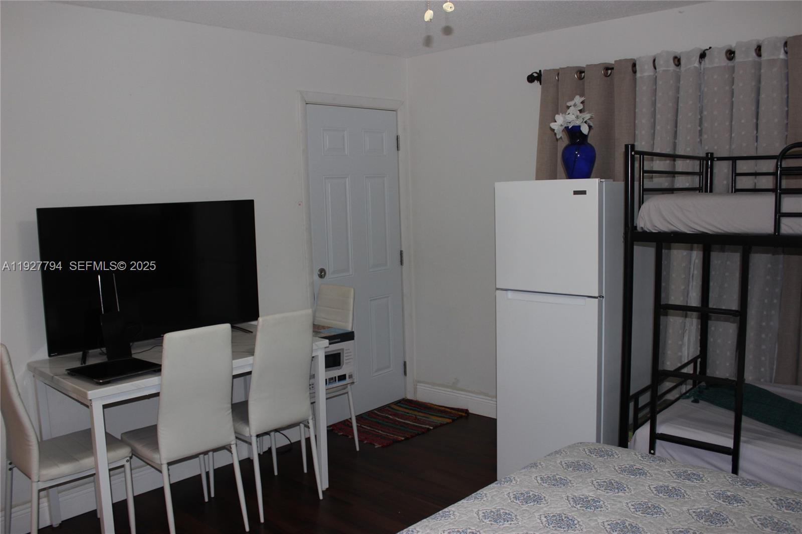 LEISUREVILLE FIRST SEC - Residential