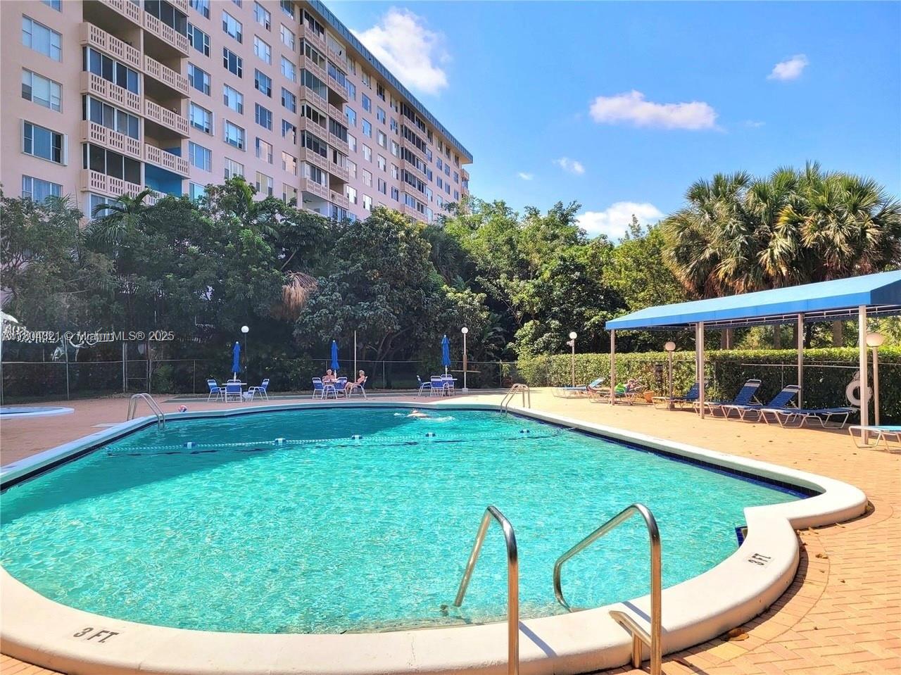 HILLCREST EAST NO 27 COND - Residential
