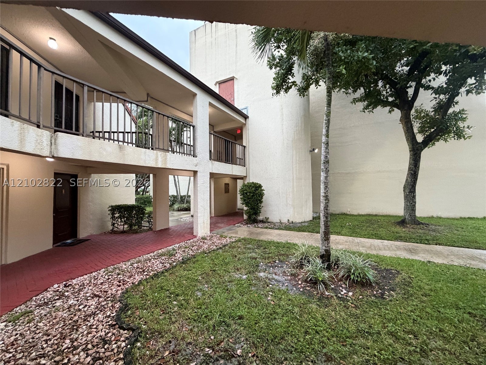 2300 S Cypress Bend Dr 102