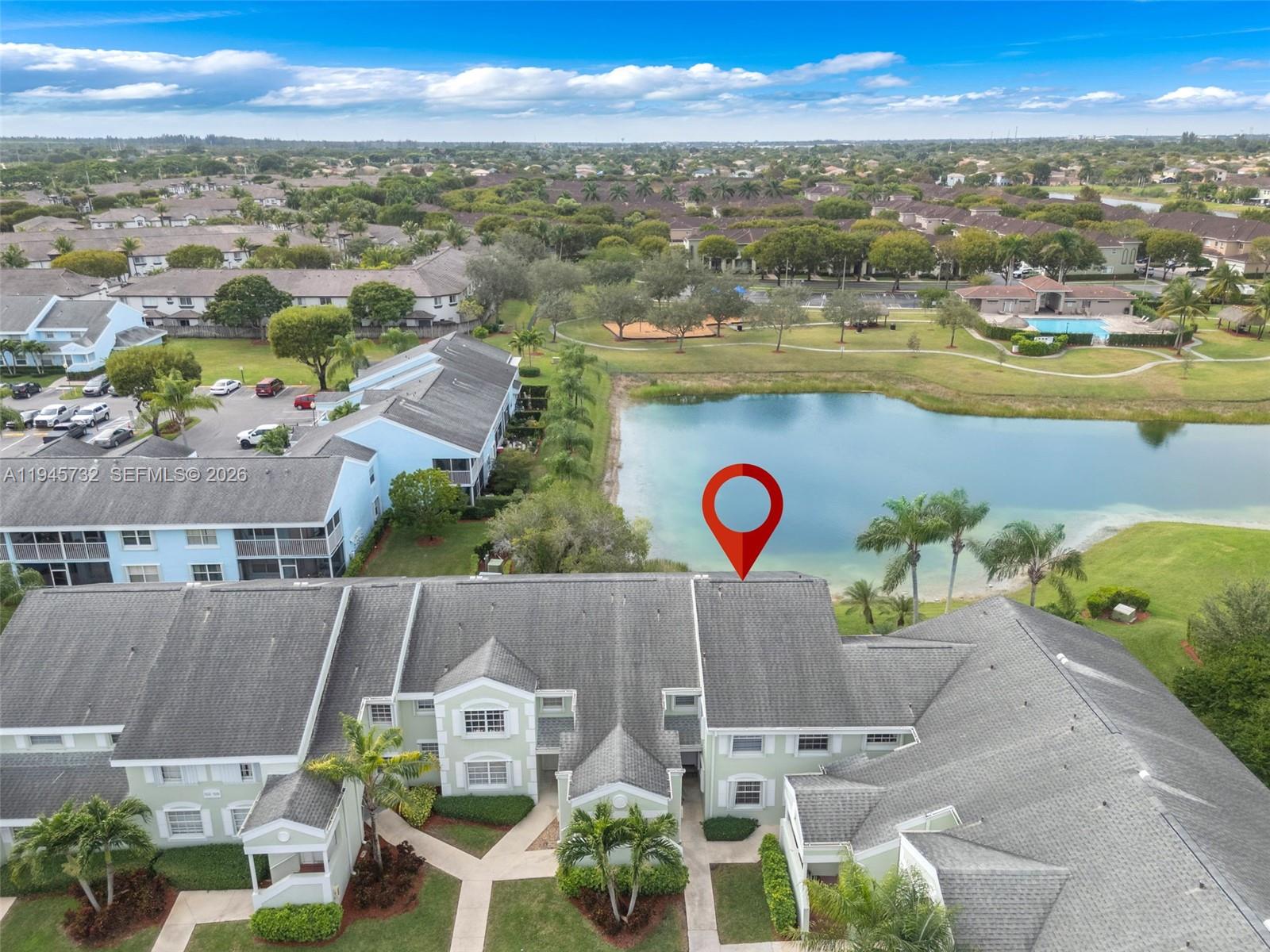 KEYS GATE CONDO NO FOUR - Residential