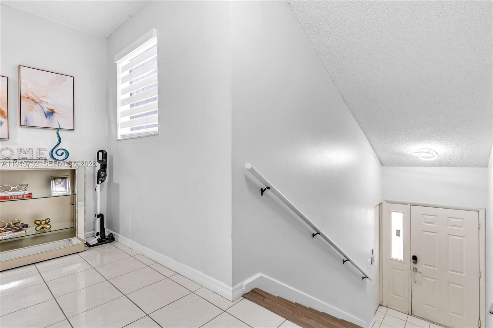 KEYS GATE CONDO NO FOUR - Residential