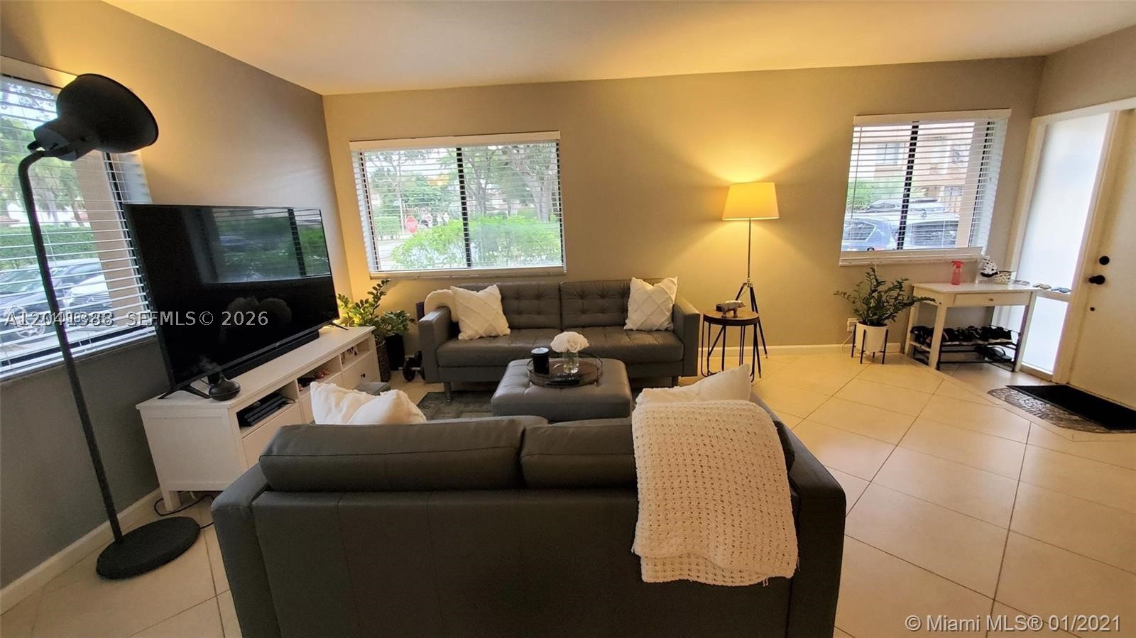 40 Wimbledon Lake Dr 216