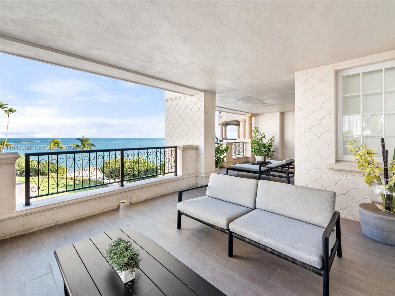 7400 OCEANSIDE AT FISHER - Residential