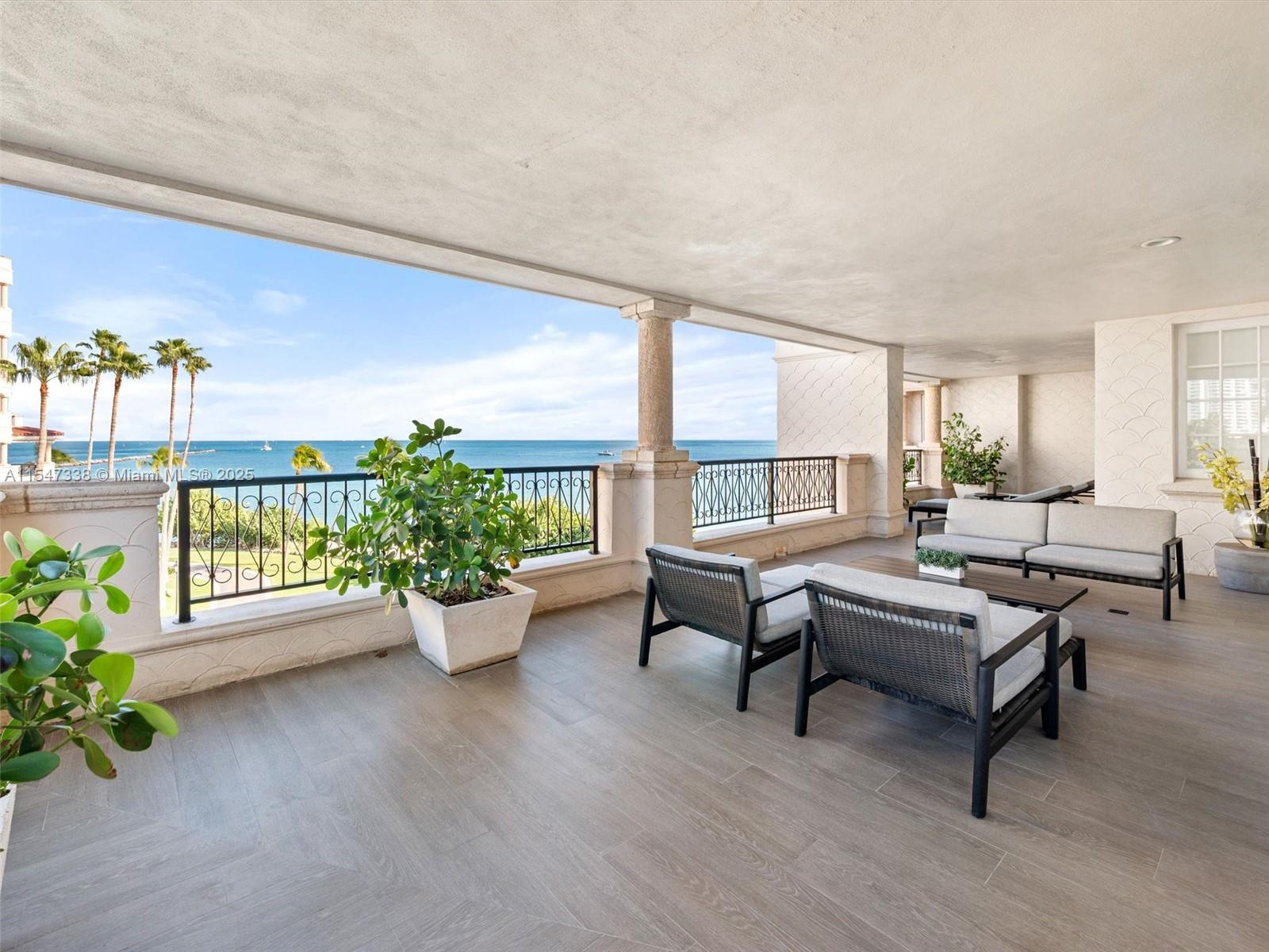 7400 OCEANSIDE AT FISHER - Residential