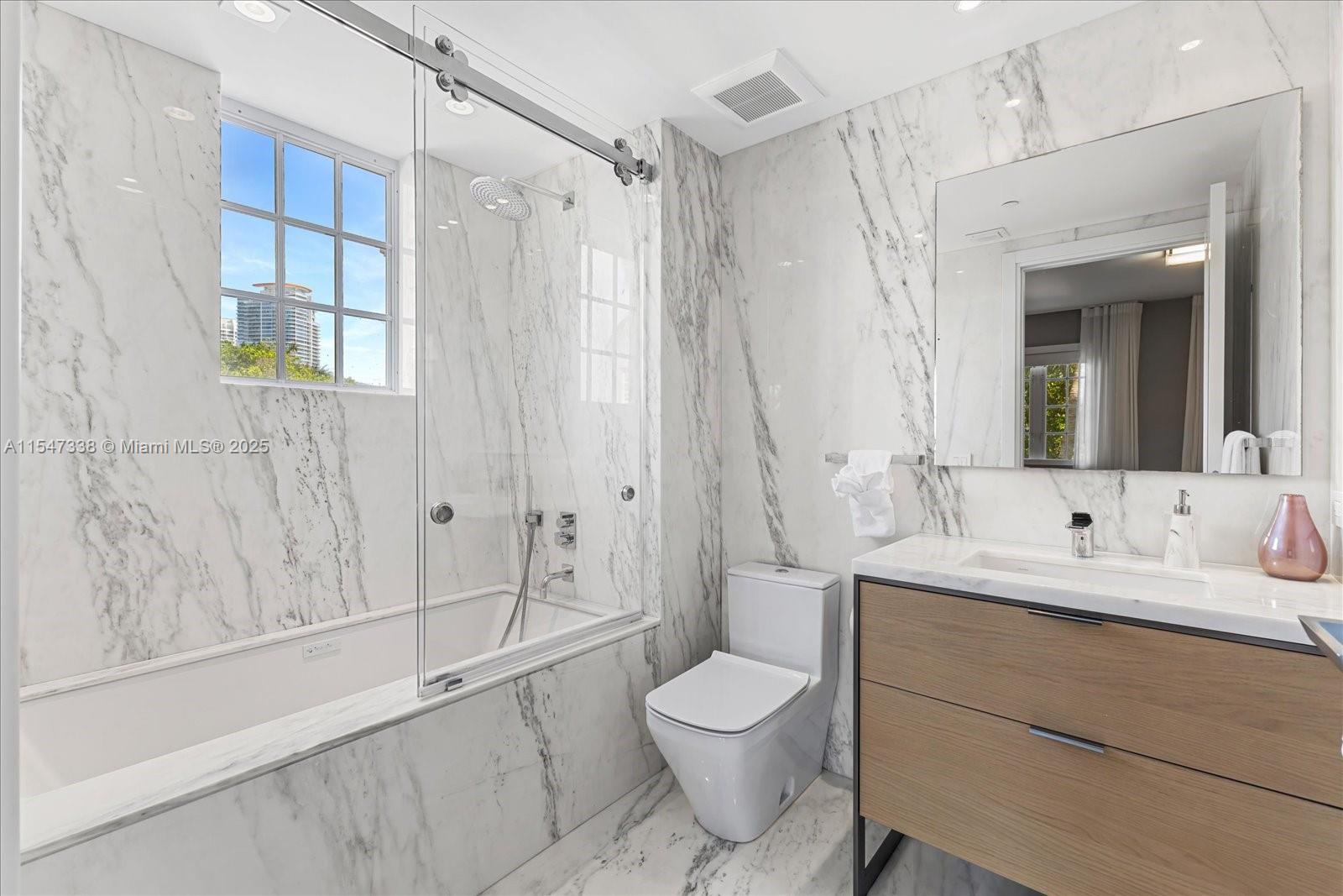 7400 OCEANSIDE AT FISHER - Residential