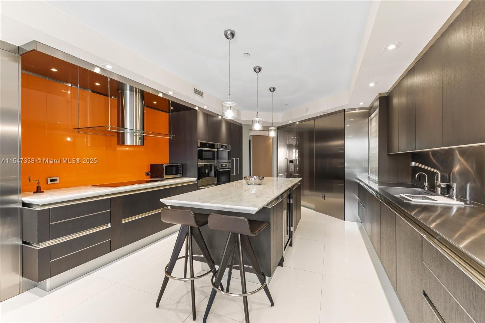 7400 OCEANSIDE AT FISHER - Residential