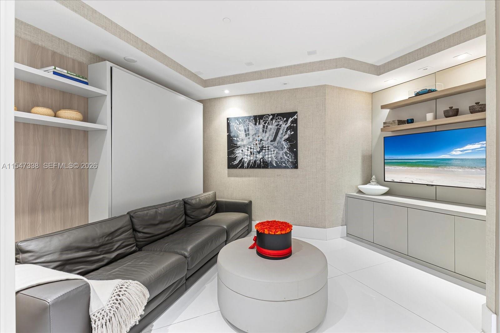 7400 OCEANSIDE AT FISHER - Residential