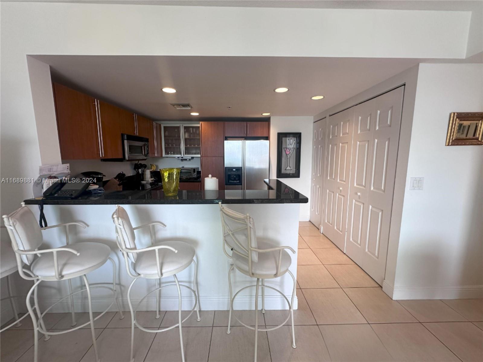 610 CLEMATIS CONDO - Residential