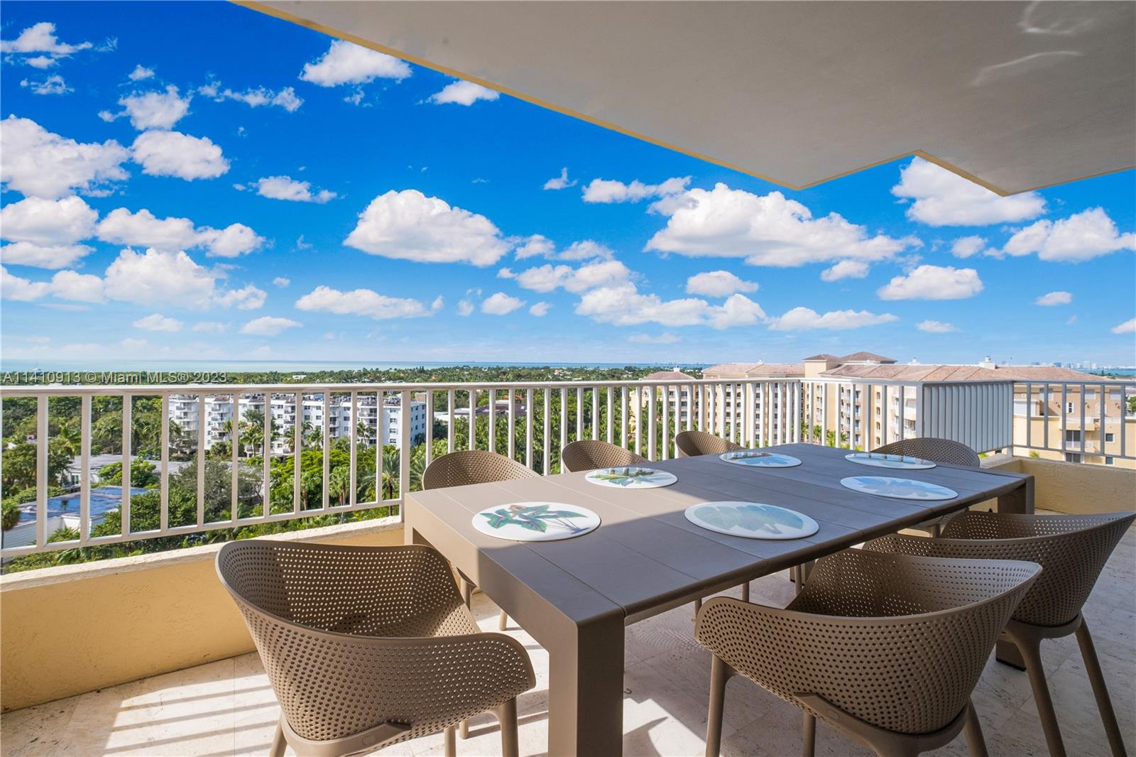 CLUB TOWER ONE CONDO - Residential