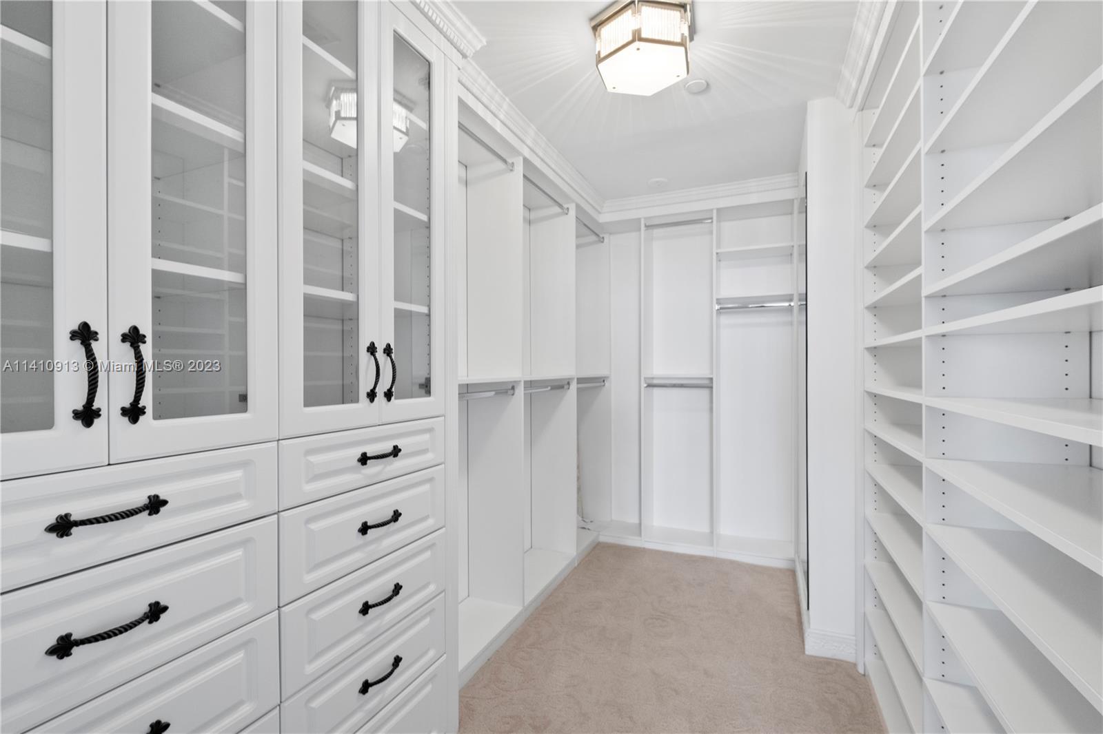 CLUB TOWER ONE CONDO - Residential