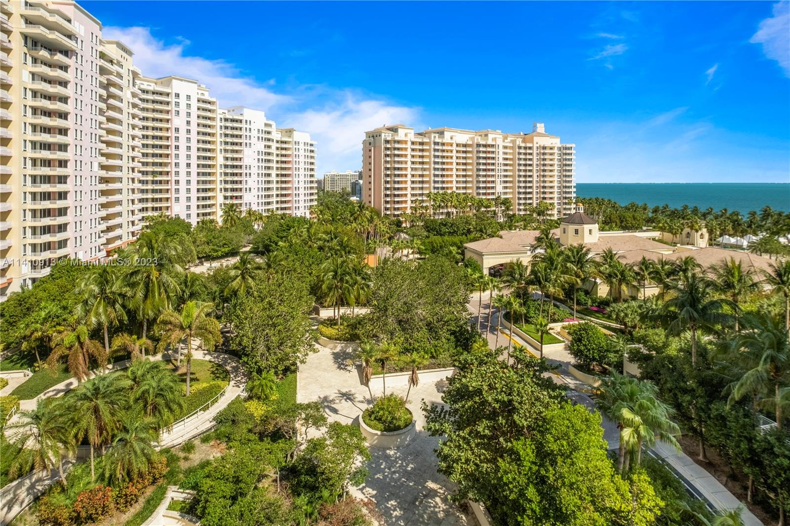 CLUB TOWER ONE CONDO - Residential