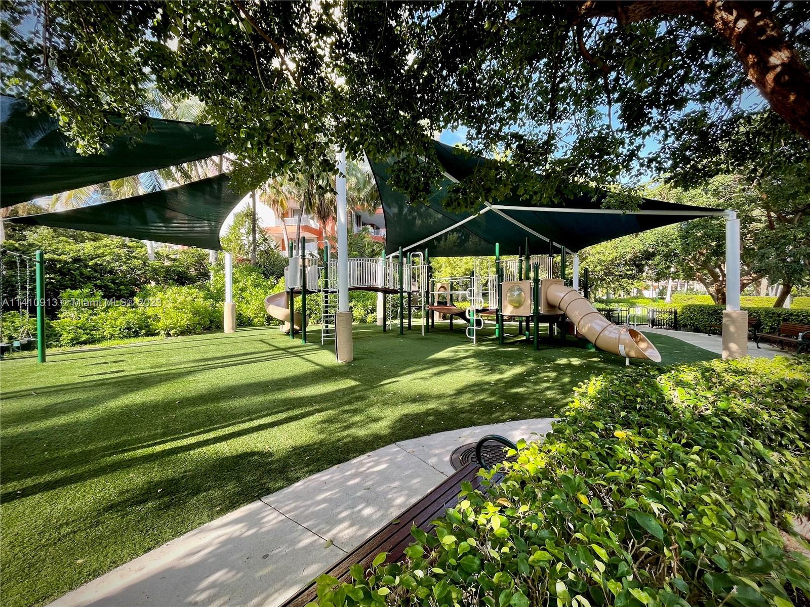 CLUB TOWER ONE CONDO - Residential