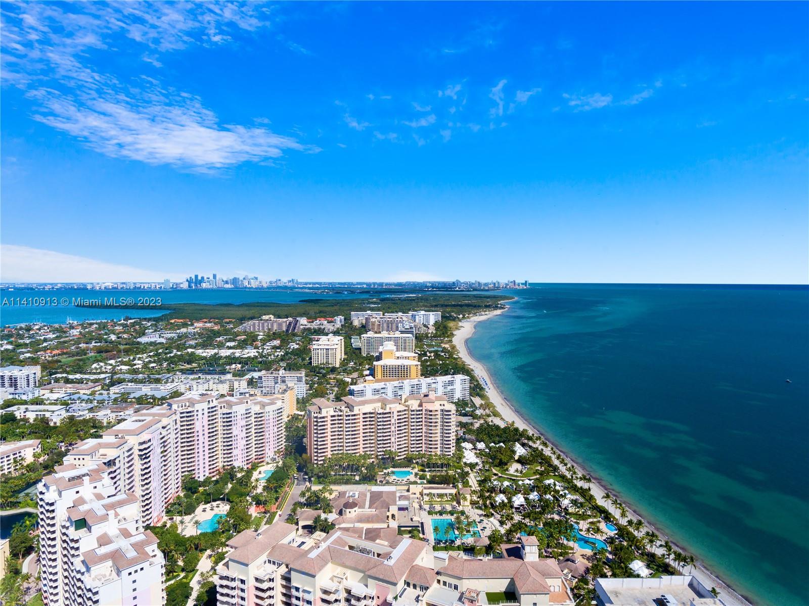 CLUB TOWER ONE CONDO - Residential