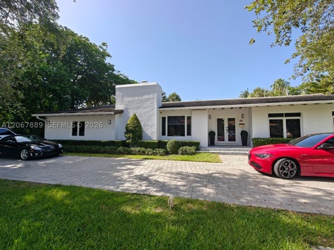 Photo of 19 W Sunrise Ave, Coral Gables, FL 33133 (MLS # A12067889)