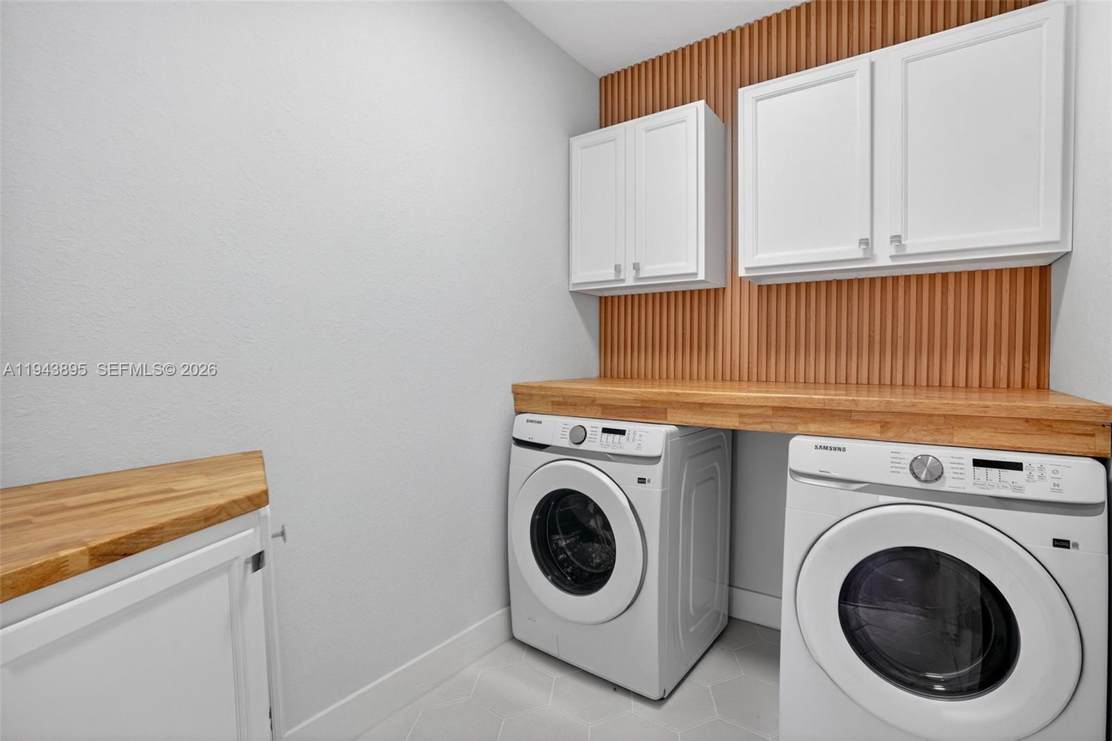 SILVER PALM EAST SEC TWO - Residential