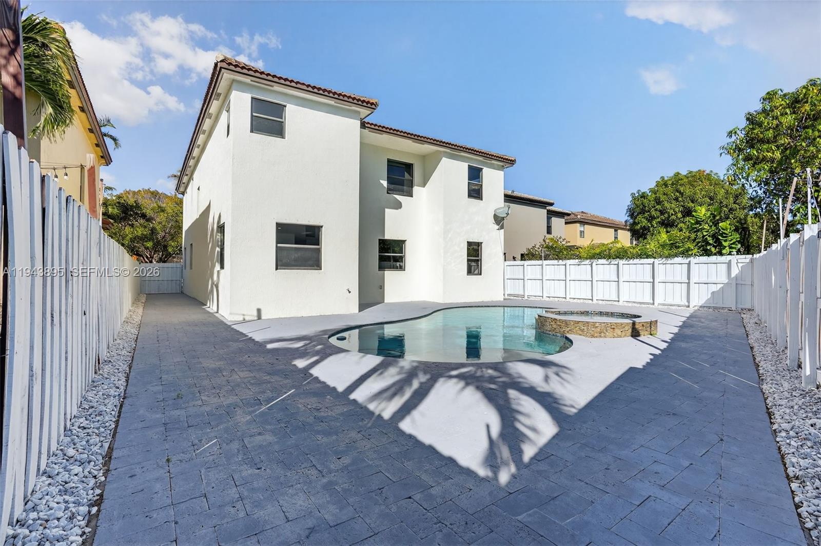 SILVER PALM EAST SEC TWO - Residential