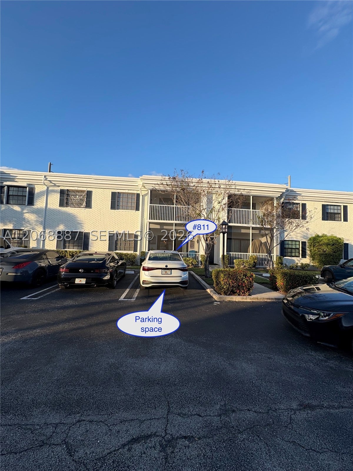 180 Cypress Club Dr 811