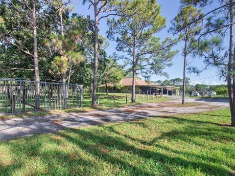 A home in Loxahatchee