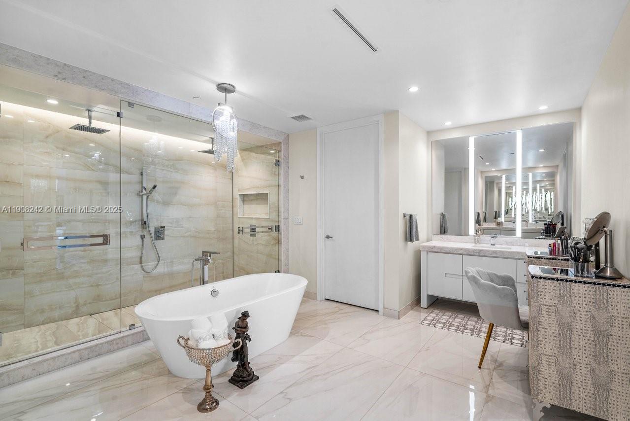 ALINA BOCA RATON CONDO - Residential