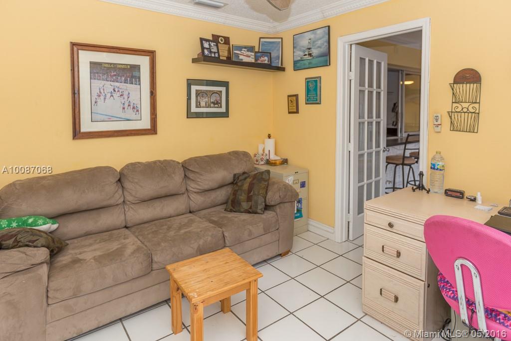 Hollywood Hills 1965 61-2 - Residential