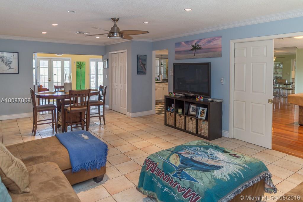 Hollywood Hills 1965 61-2 - Residential