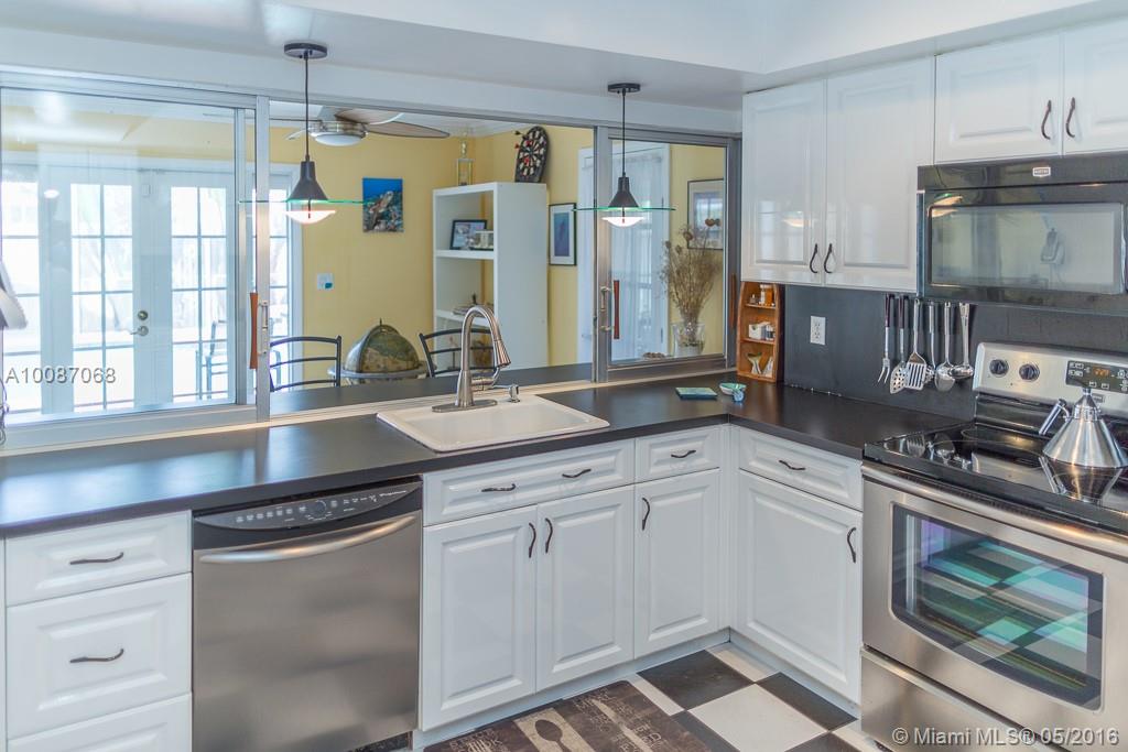 Hollywood Hills 1965 61-2 - Residential