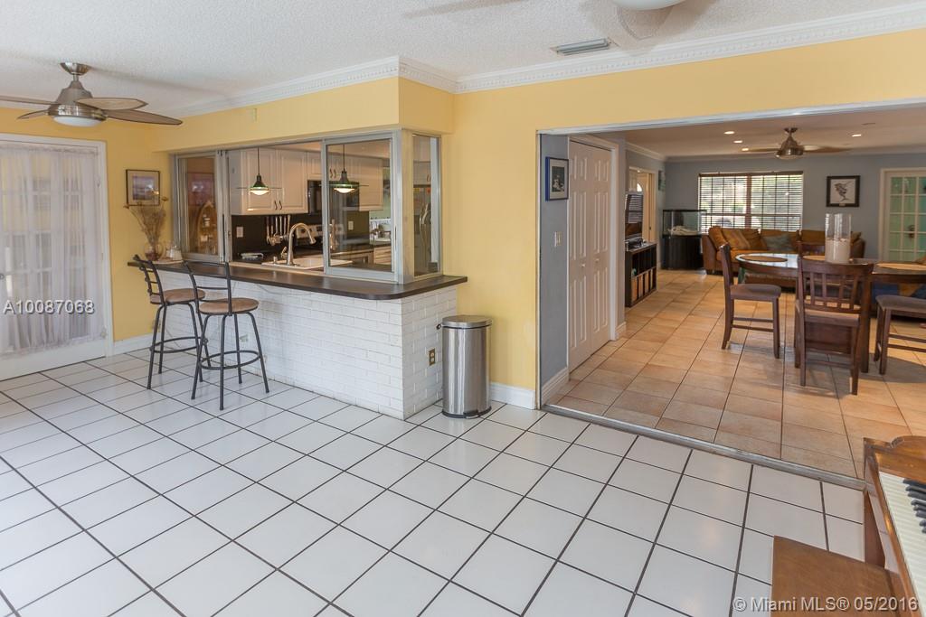 Hollywood Hills 1965 61-2 - Residential