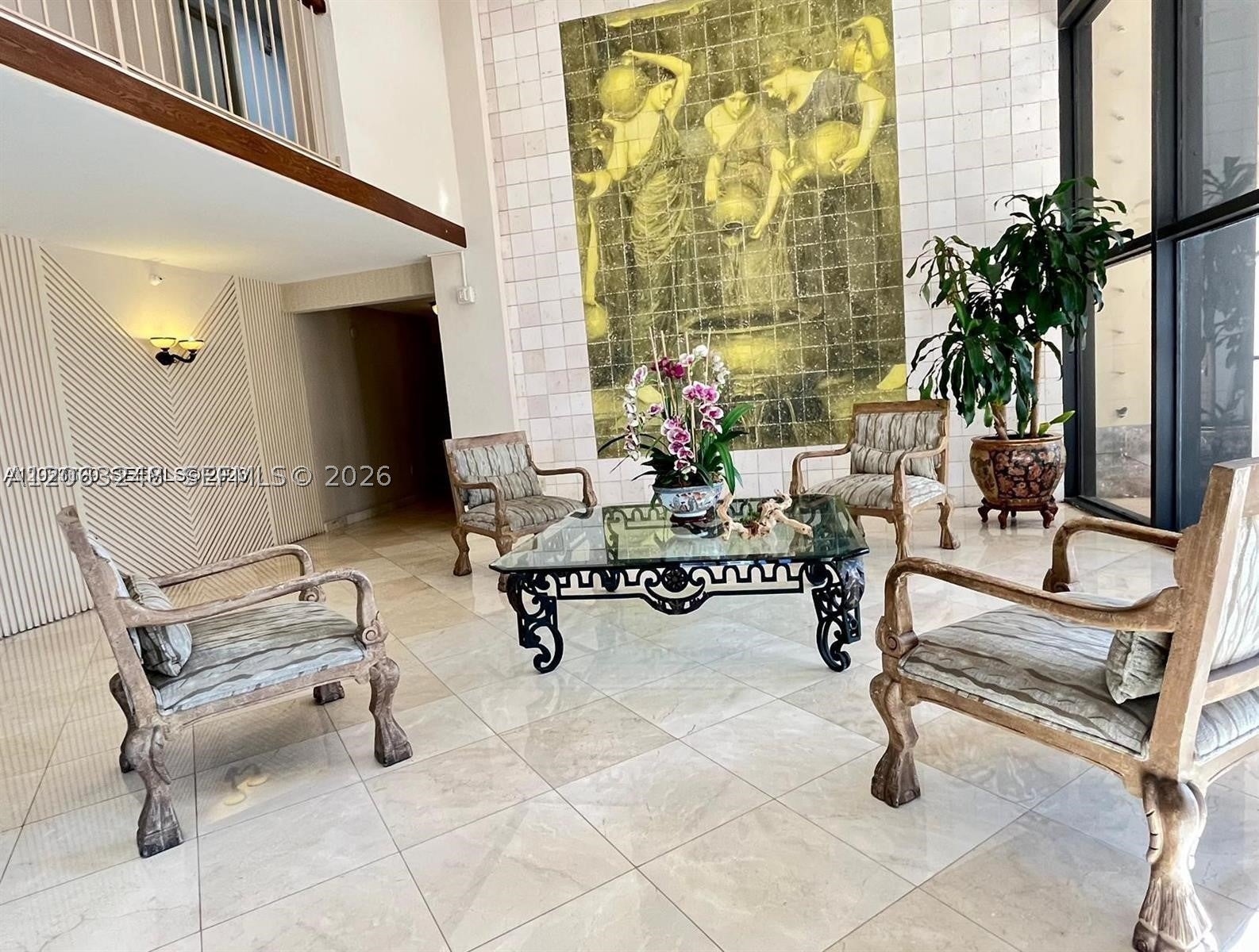 10185 Collins Ave 1215