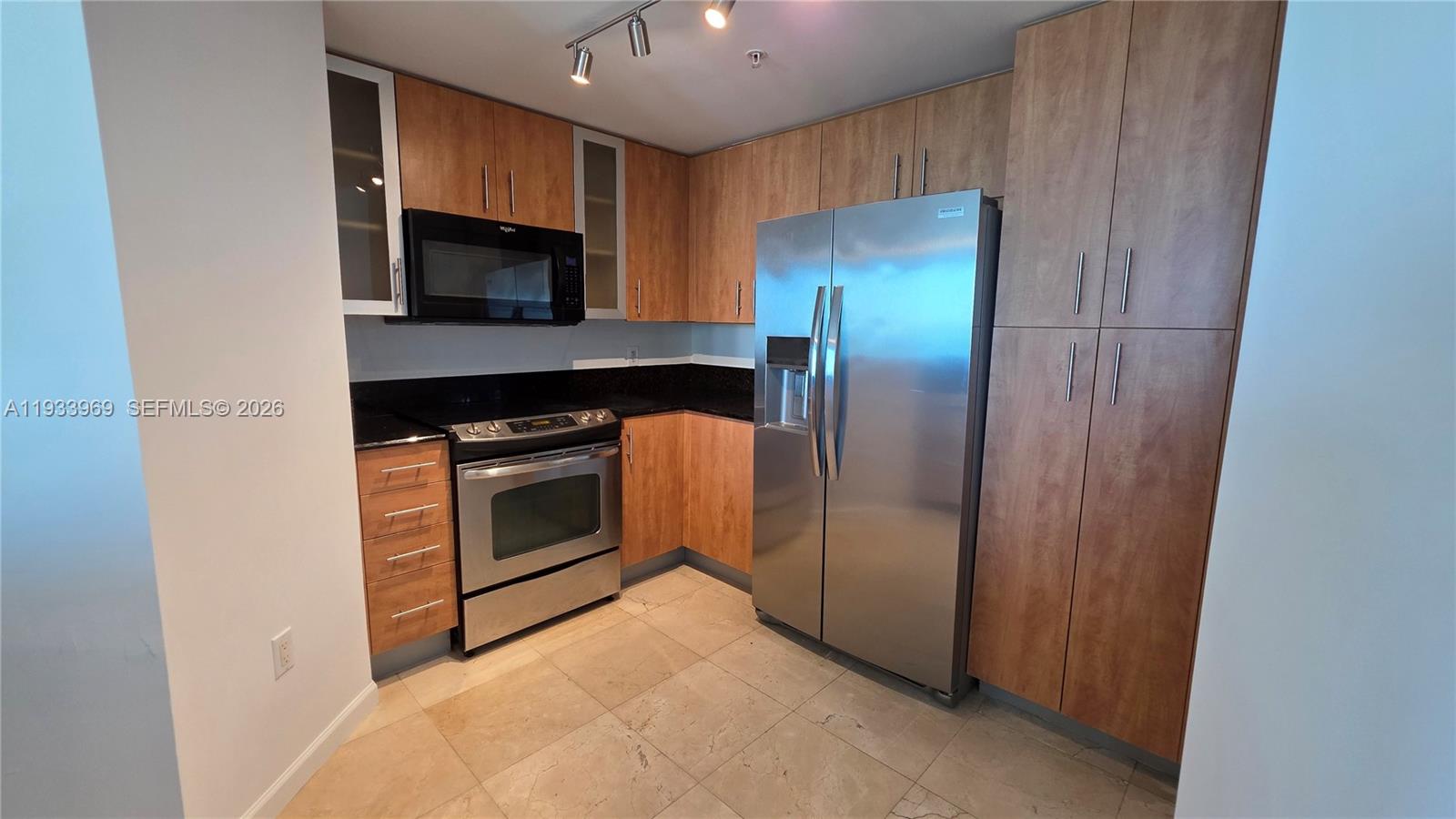 360 CONDO A - Residential