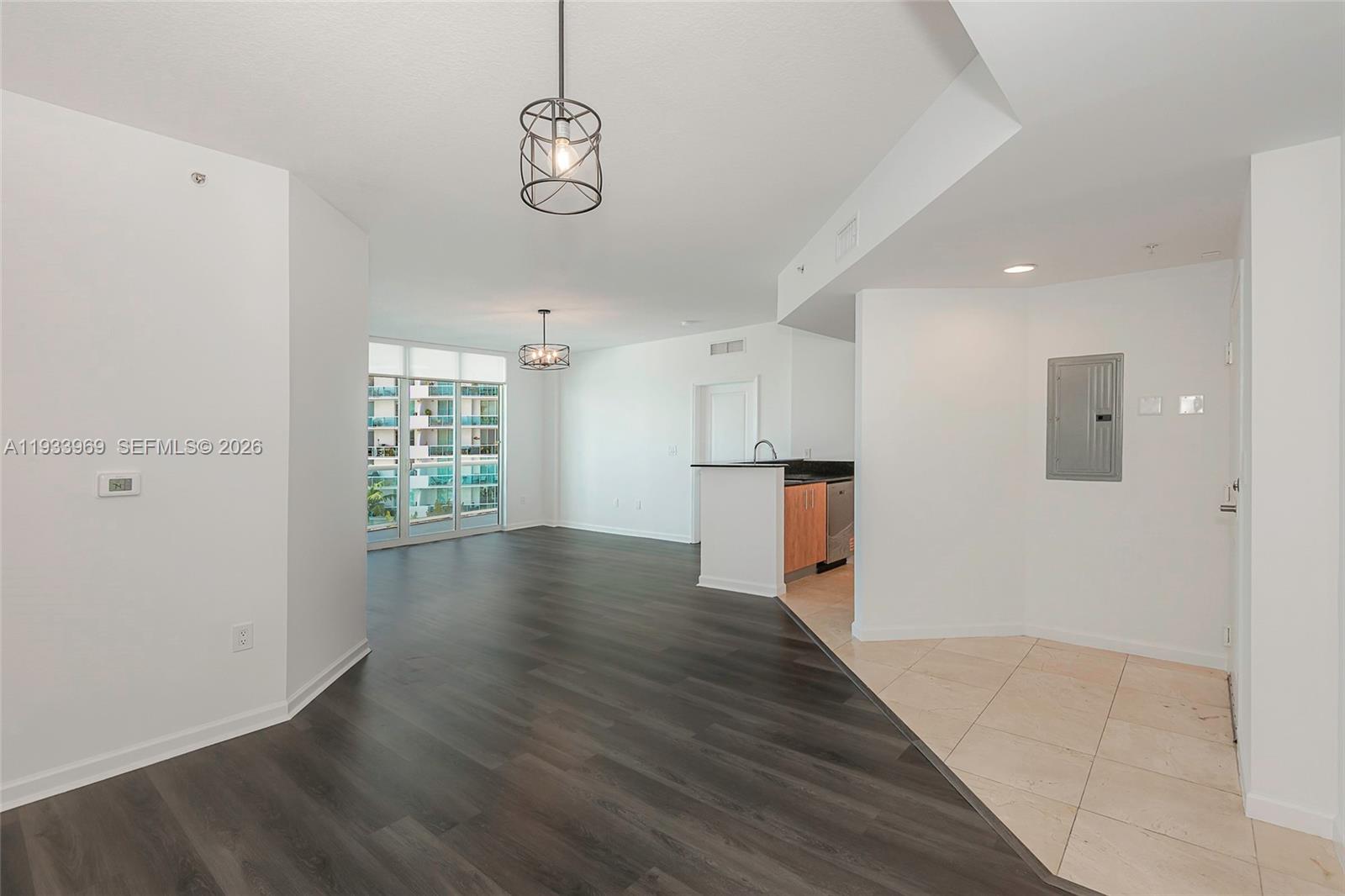 360 CONDO A - Residential