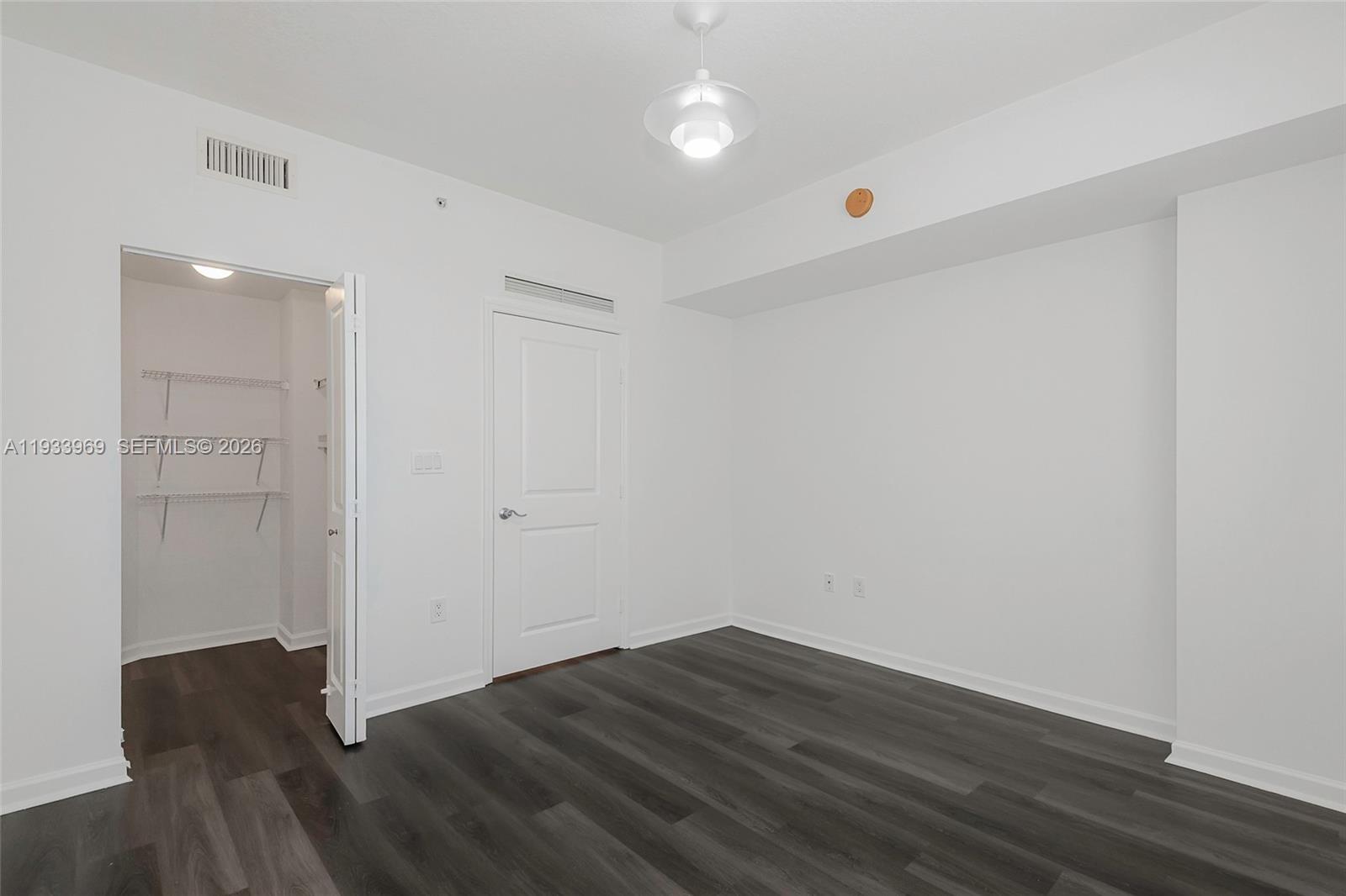 360 CONDO A - Residential