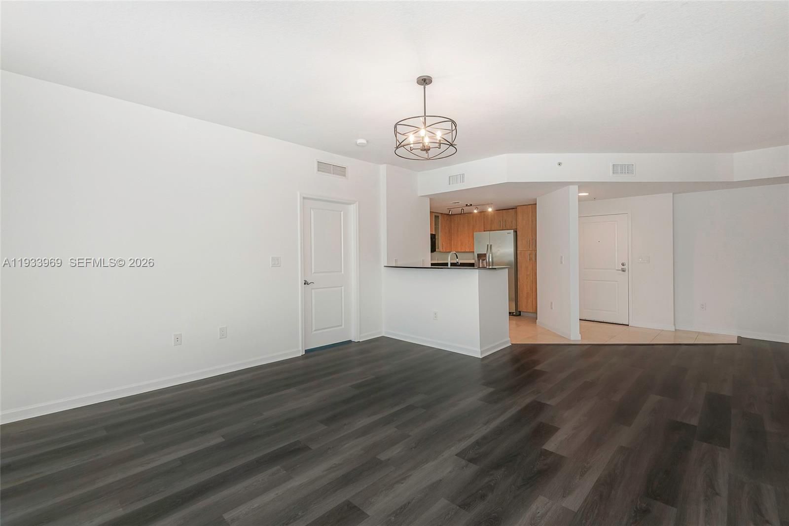 360 CONDO A - Residential