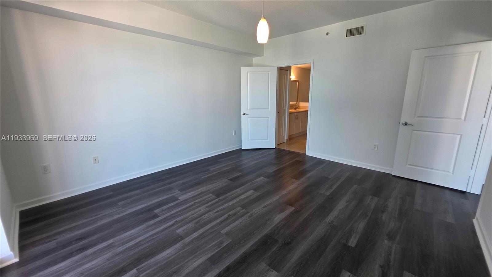 360 CONDO A - Residential