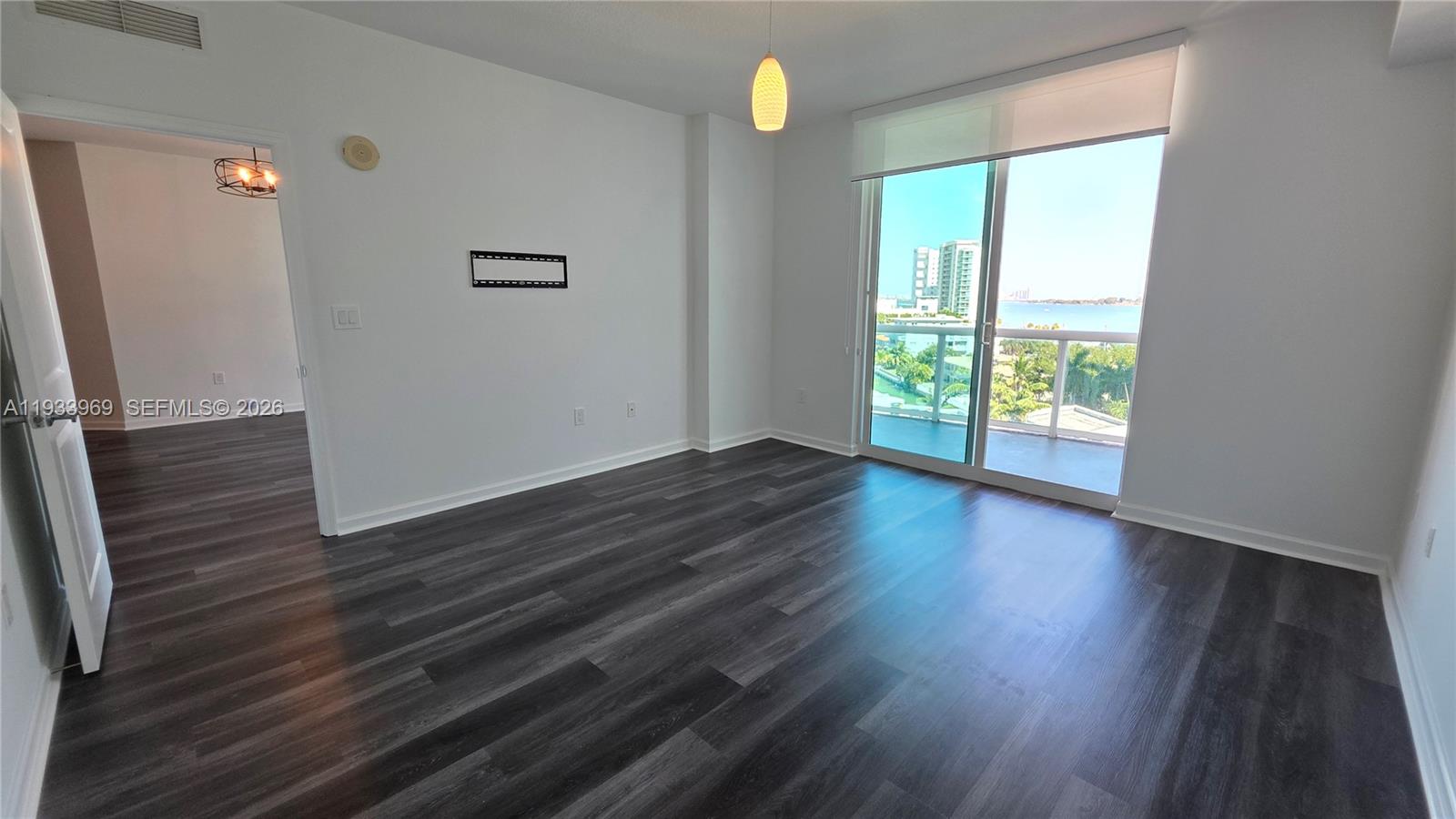 360 CONDO A - Residential
