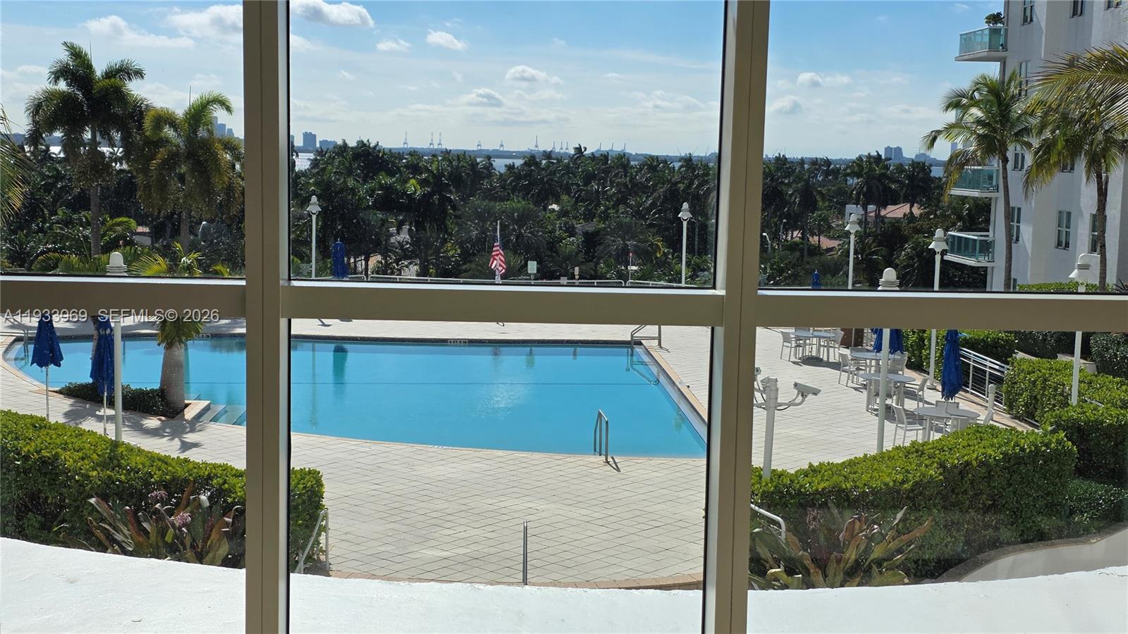 360 CONDO A - Residential