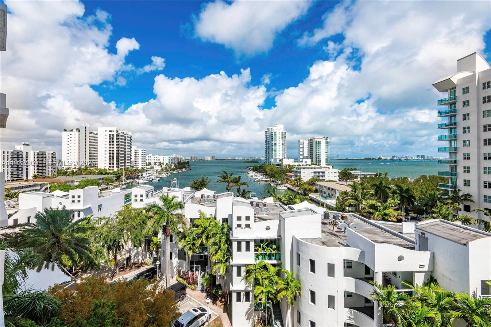 360 CONDO A - Residential