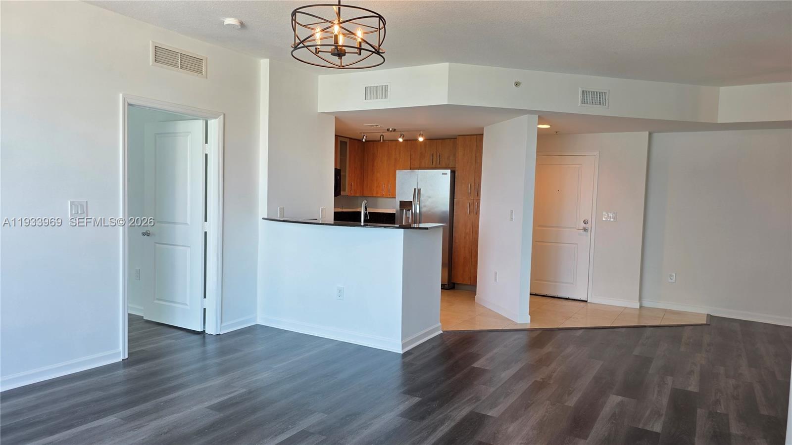 360 CONDO A - Residential