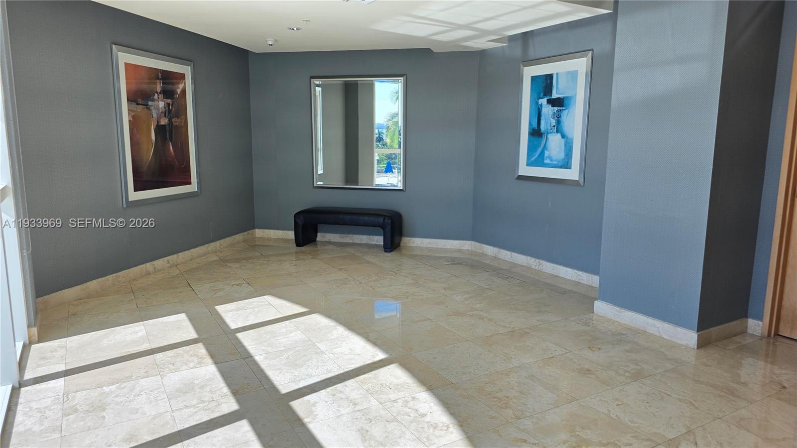 360 CONDO A - Residential