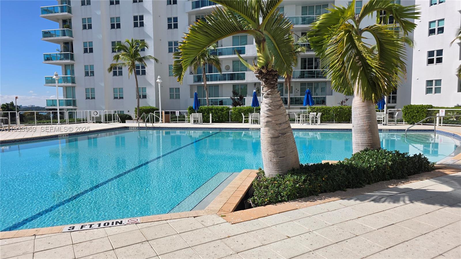 360 CONDO A - Residential