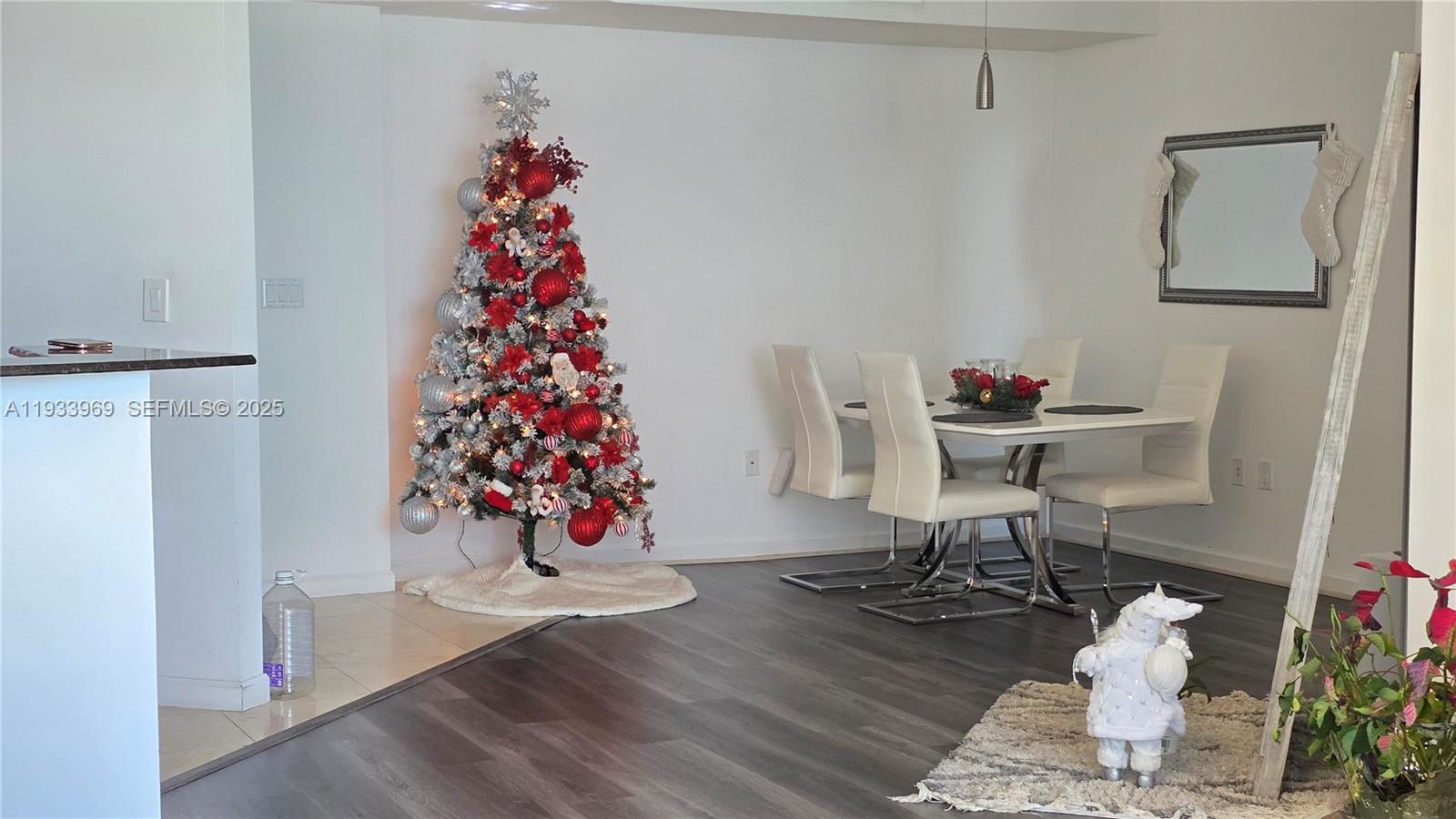 360 CONDO A - Residential