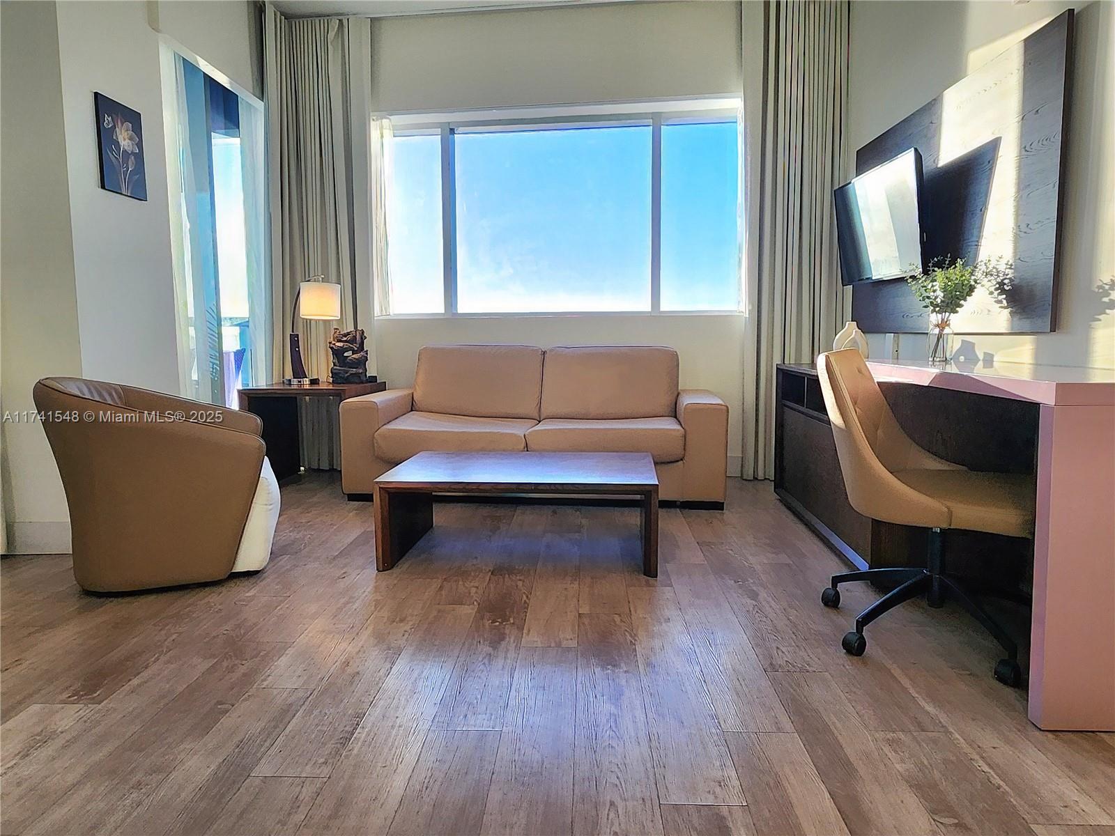 COSTA HOLLYWOOD CONDO - Residential