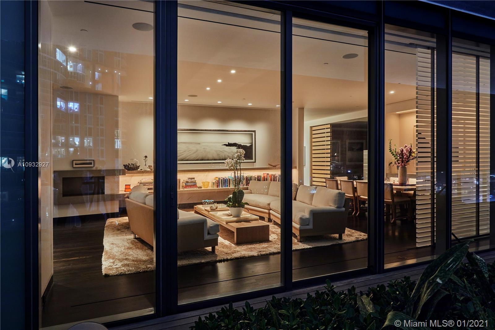 APOGEE CONDO - Residential