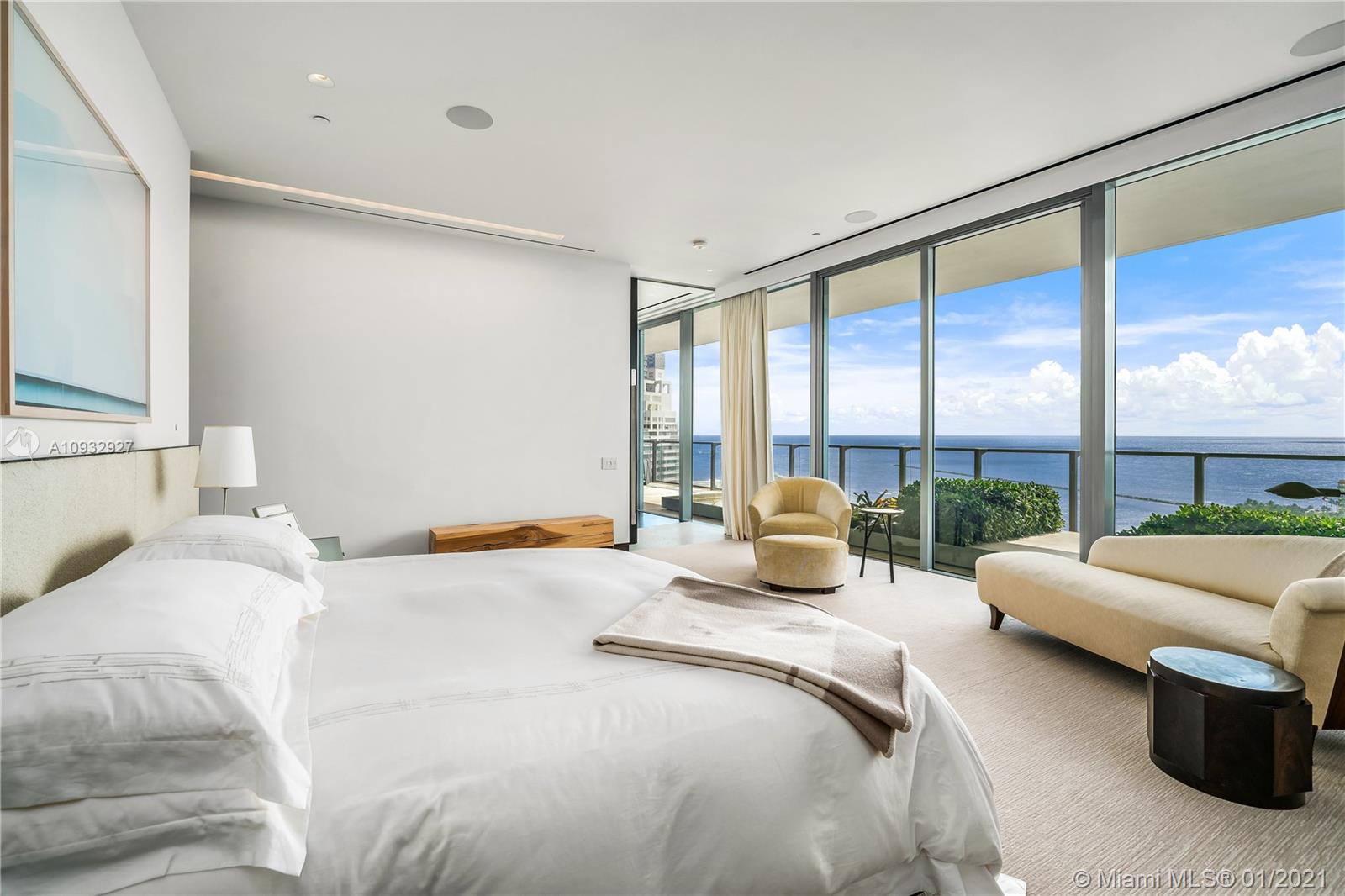 APOGEE CONDO - Residential