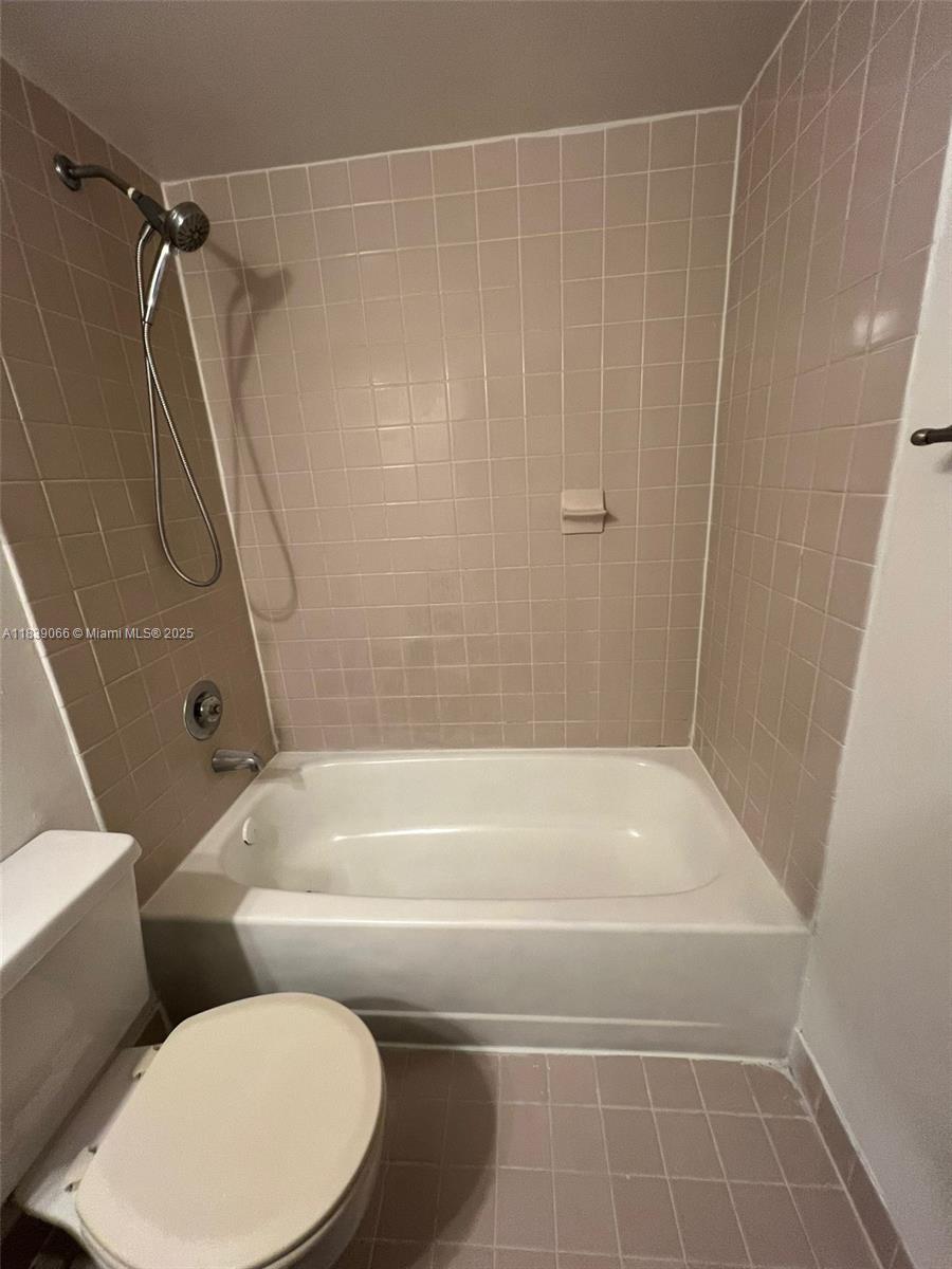 SAGA BAY GARDENS CONDO - Residential