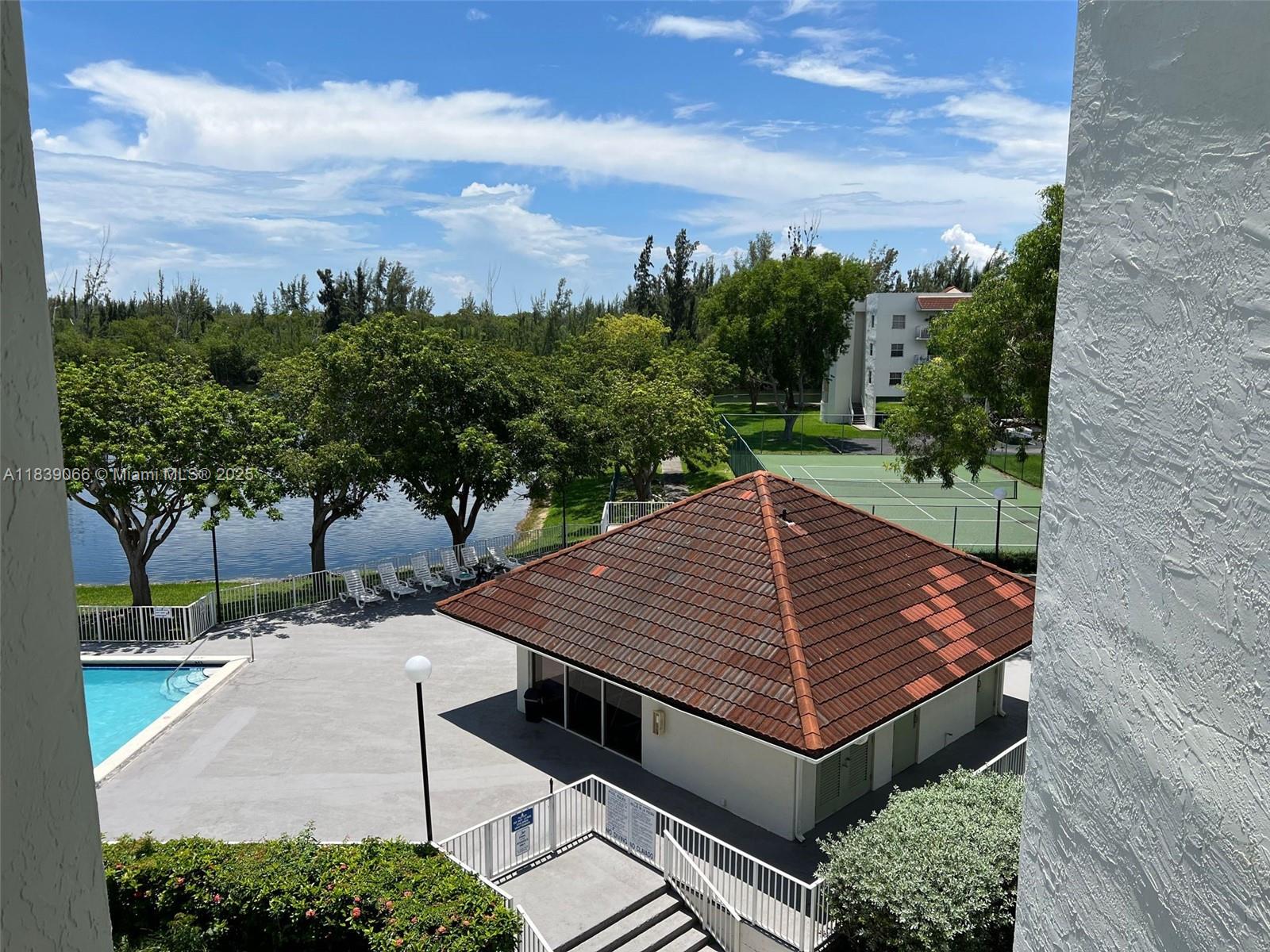 SAGA BAY GARDENS CONDO - Residential