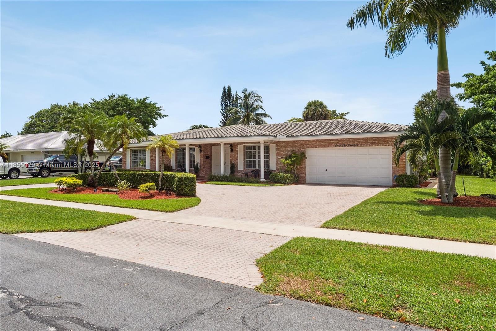 6100 SW 8th Ct