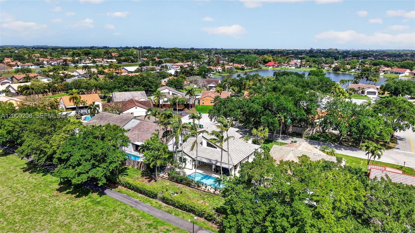 WAVERLY HUNDRED - Residential