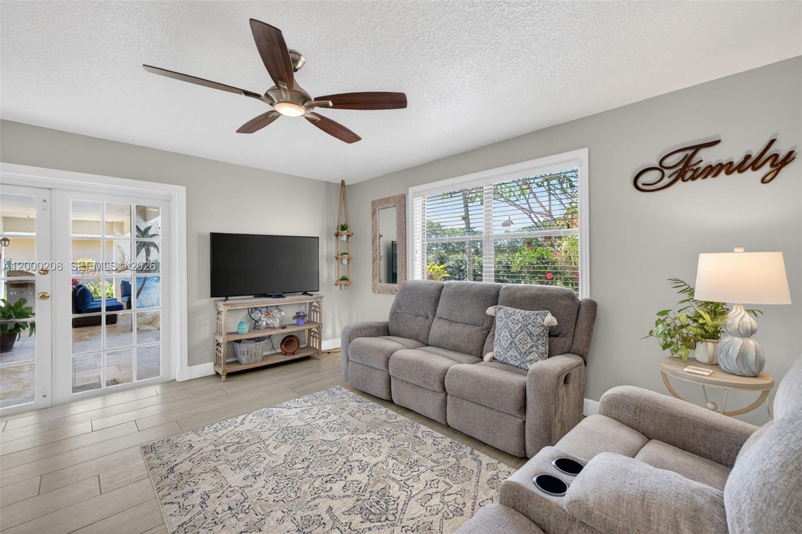 WAVERLY HUNDRED - Residential